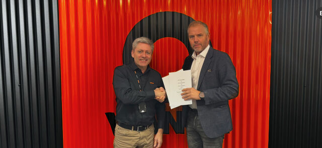 AVTALE: Frank Bauge (Vianor B2B Manager) og Kjell Olafsrud (Markedsdirektør NLF)